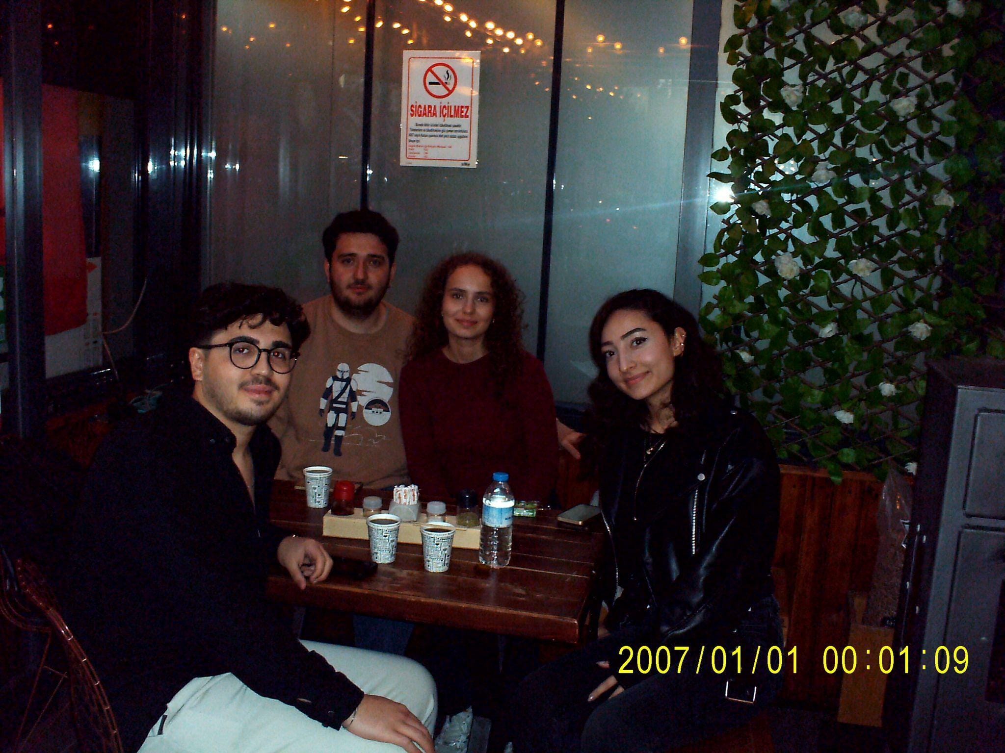 Arkadaşlar ile tanışma